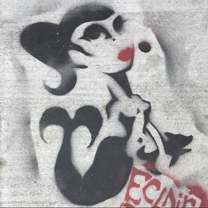 Meet your Posher, Alexia